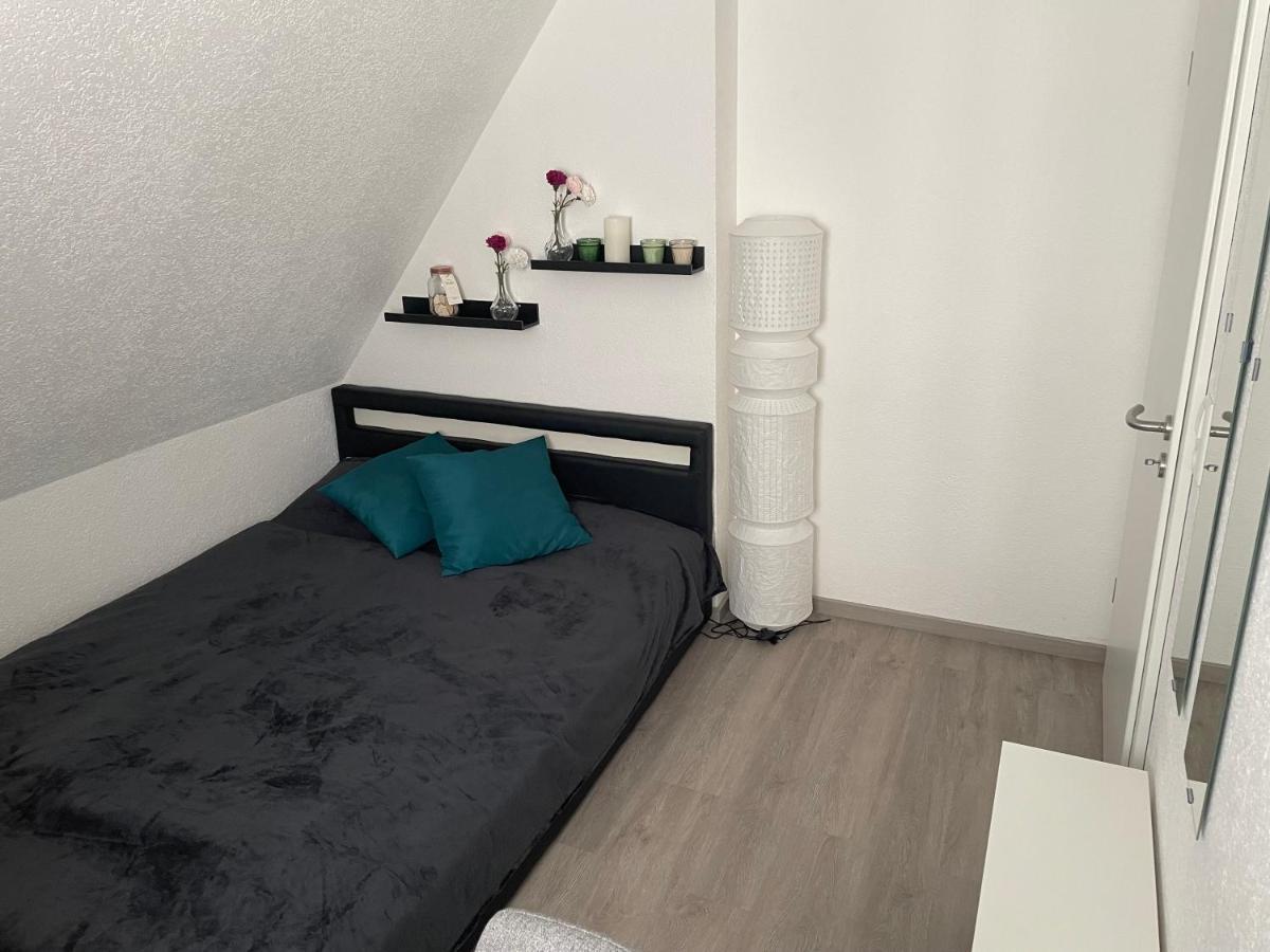 #1 Modernes Zimmer Mit Pool Und Garten Memmingen Luaran gambar