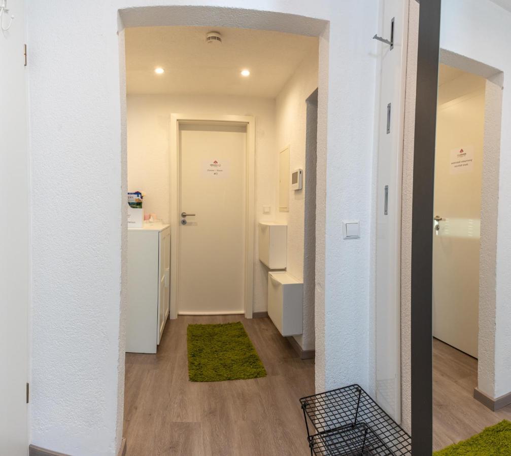 #1 Modernes Zimmer Mit Pool Und Garten Memmingen Luaran gambar
