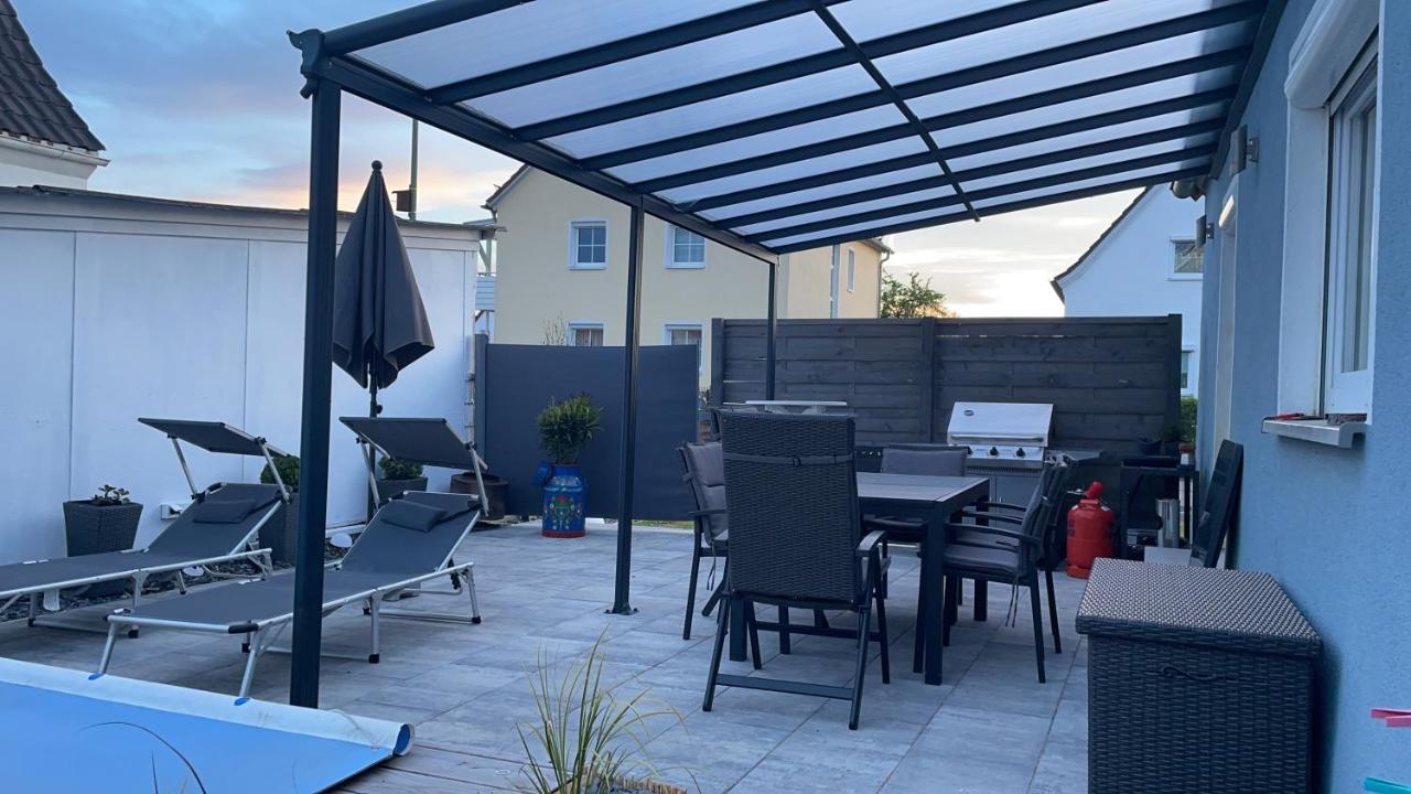 #1 Modernes Zimmer Mit Pool Und Garten Memmingen Luaran gambar