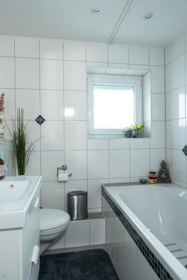 #1 Modernes Zimmer Mit Pool Und Garten Memmingen Luaran gambar