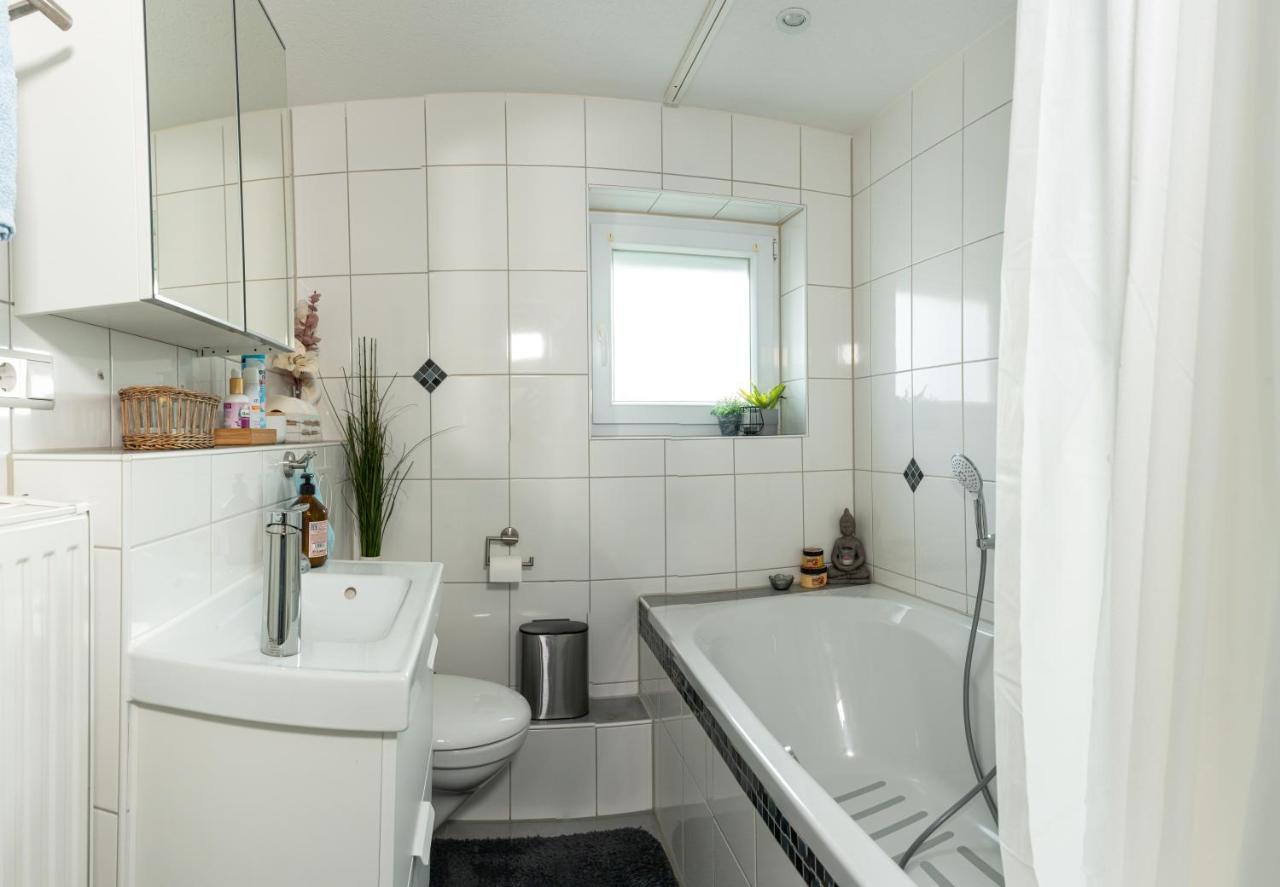 #1 Modernes Zimmer Mit Pool Und Garten Memmingen Luaran gambar