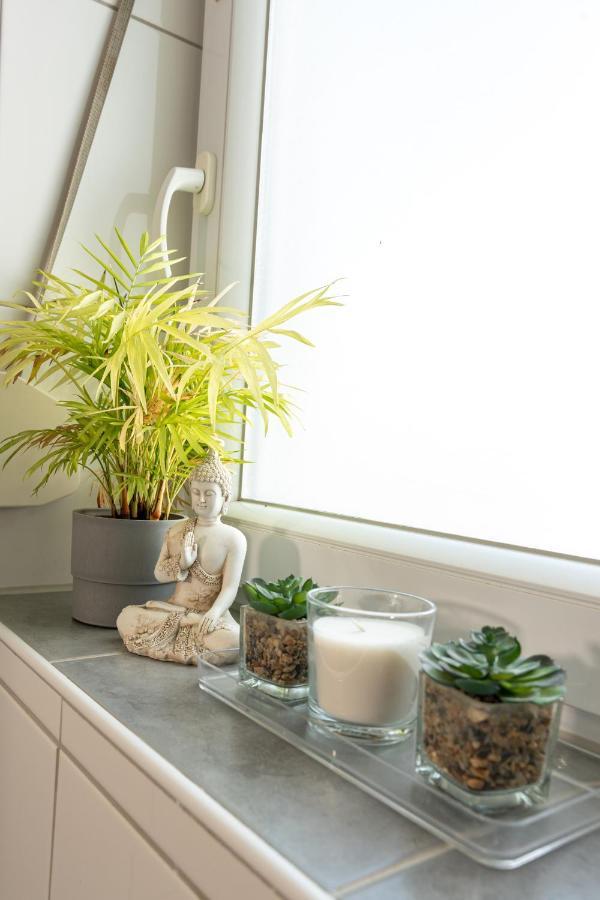#1 Modernes Zimmer Mit Pool Und Garten Memmingen Luaran gambar